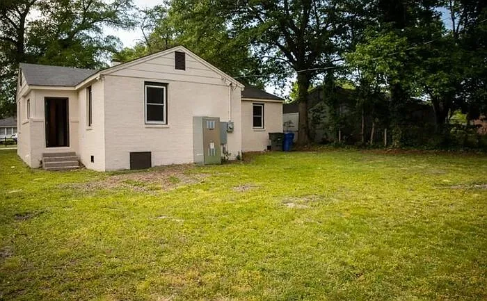 1420 S Kilbourne Rd — Photo 11