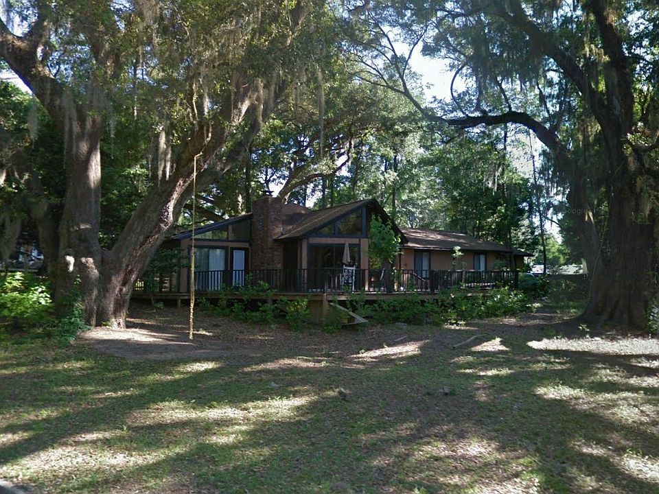View of home from street