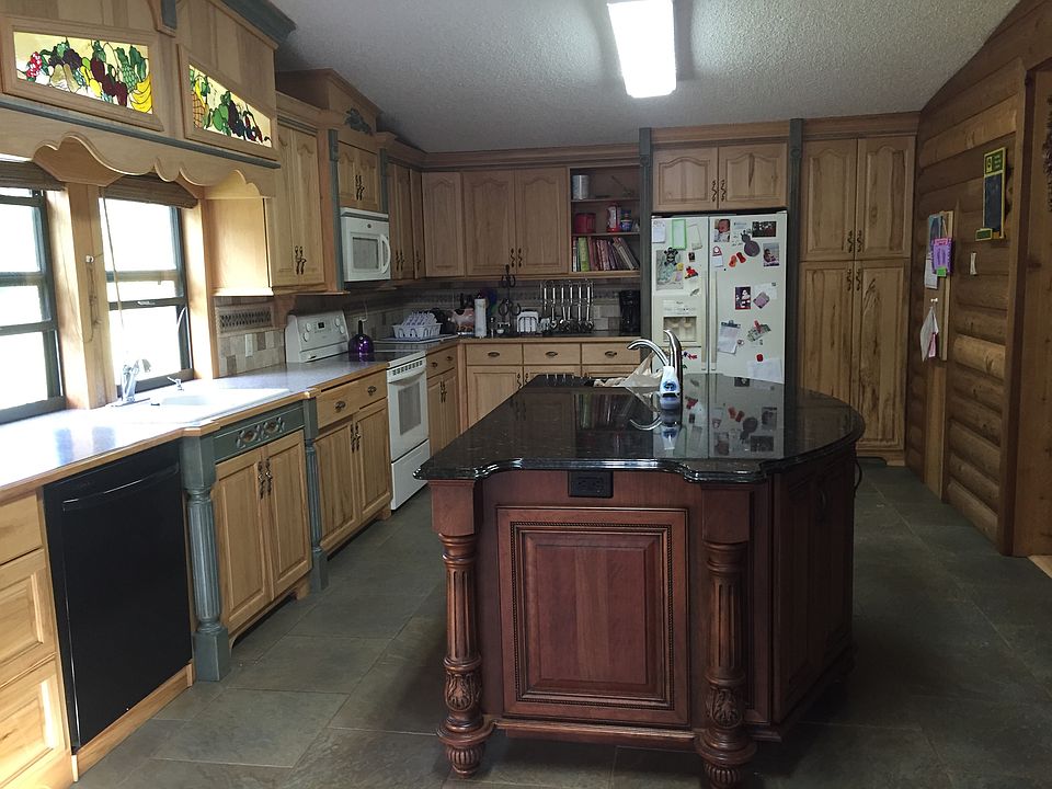 1st image of 165 El Pino Dr