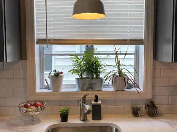 203 Duncan Avenue image 4 of 23