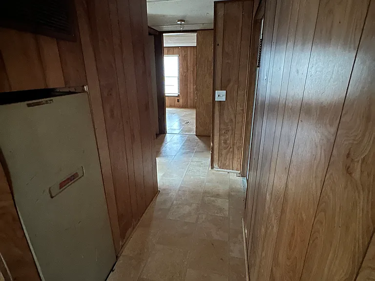 102 Marbury Rd — Photo 7