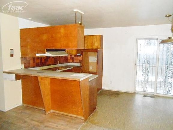 5th image of 6648 Daryll Dr