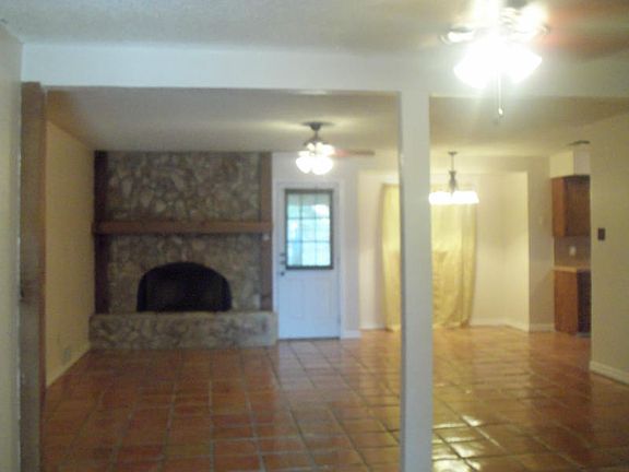 5th image of 10725 Rockwood St