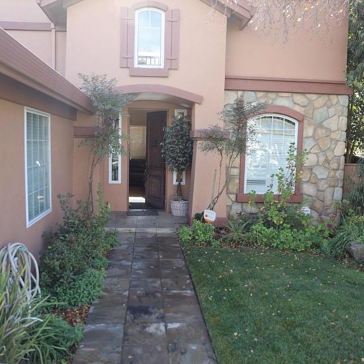 2nd image of 1934 Chelsea Ct