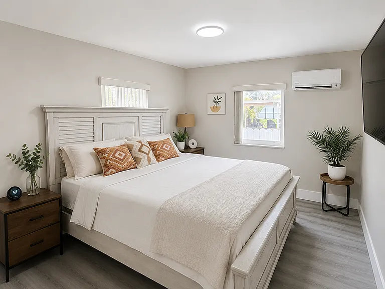 Bedroom #1