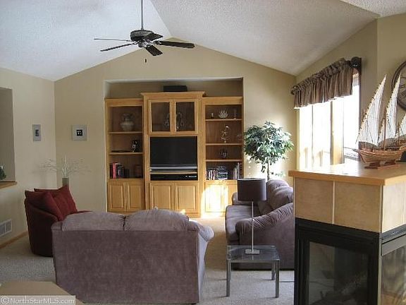 5th image of 10110 Welcome Ave N