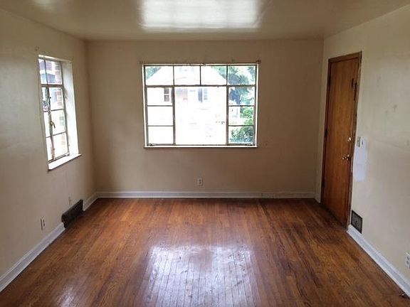 3rd image of 1809 De Armand Ave