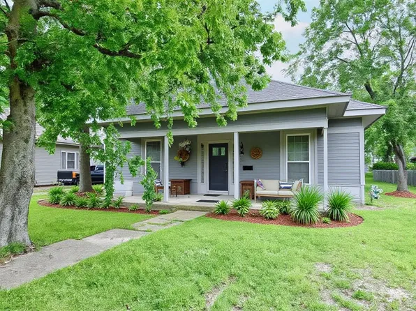 606 E Brin St, Terrell, TX 75160