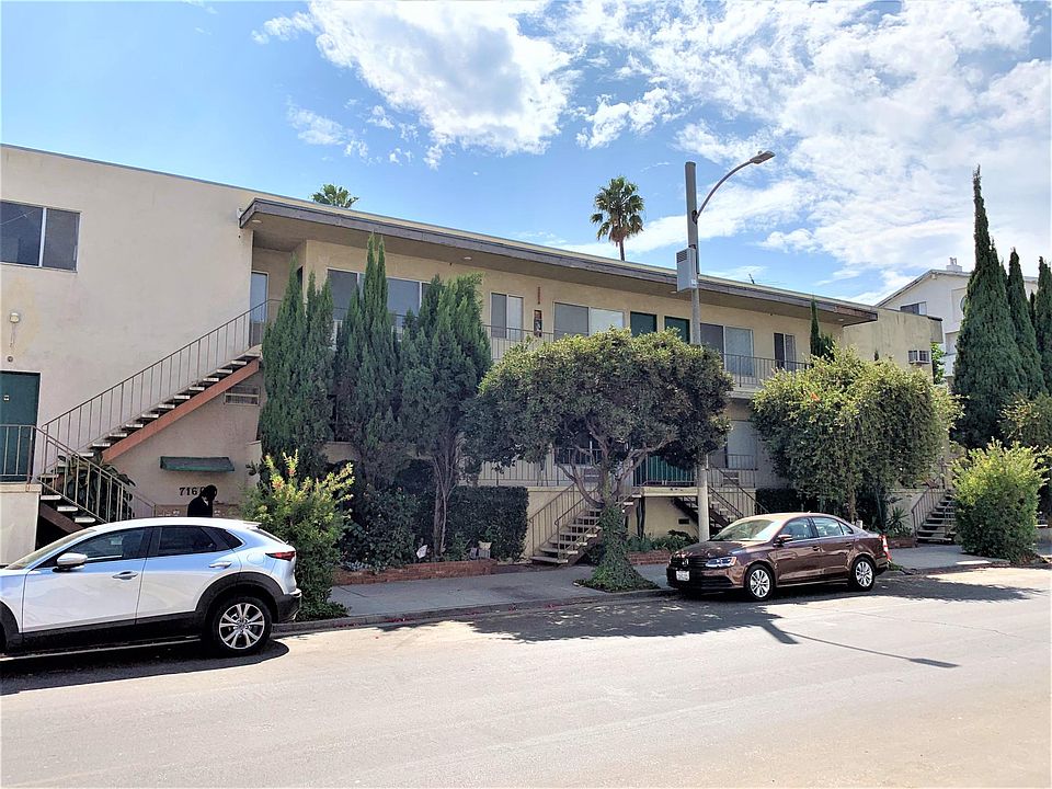 1st image of 7160 De Longpre Ave