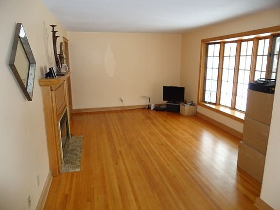 Living rm to right of entry door.