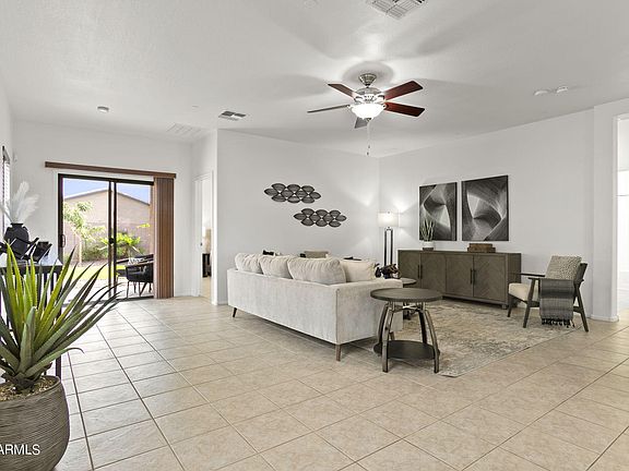 4th image of 13785 W COUNTRY GABLES Drive