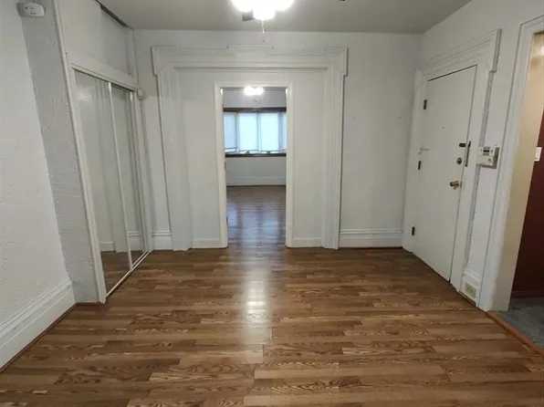 56 Waverly Street image 3 of 15