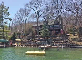 W5358 W Shore Dr, Elkhorn, WI 53121