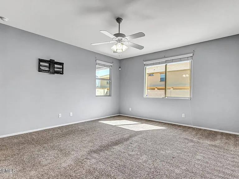 5429 W Lydia Ln — Photo 32