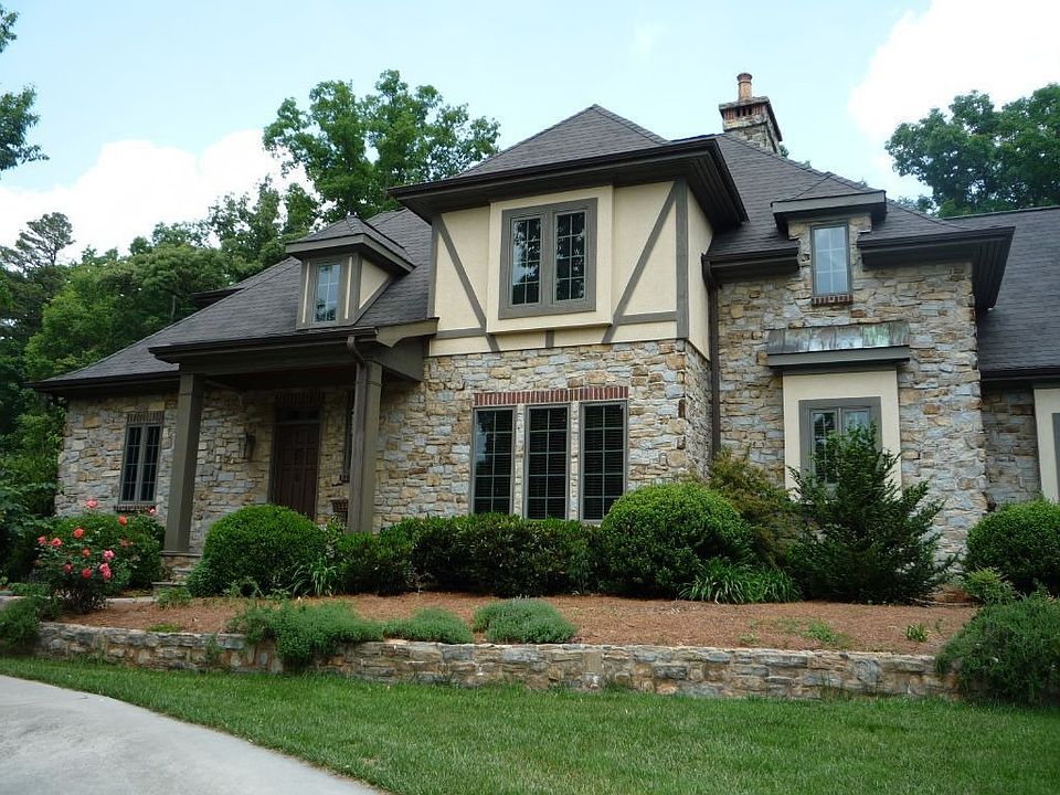 2nd image of 108 Columbine Dr