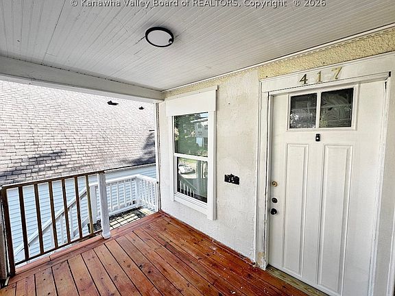 3rd image of 417 Spencer St