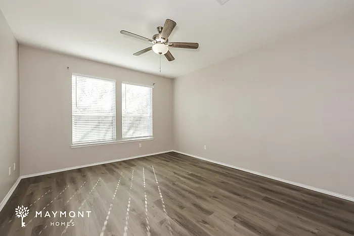 2625 Gardendale Dr — Photo 9
