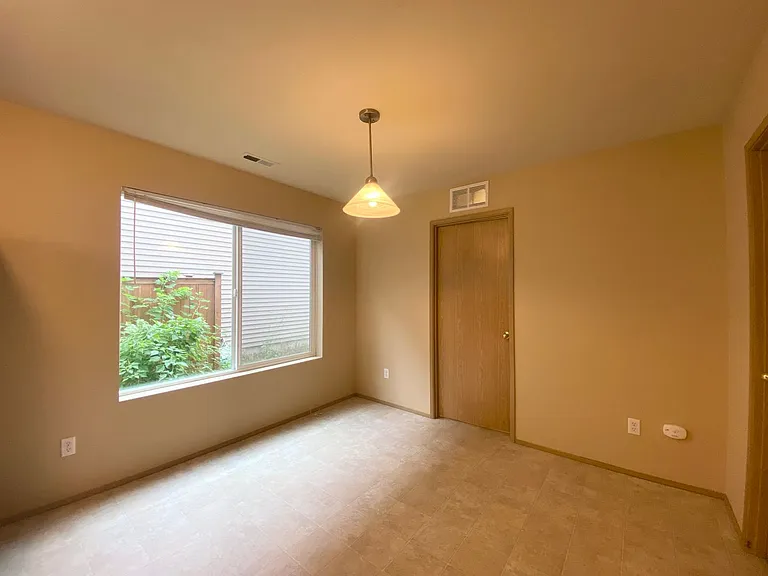 21367 SE 299th Way — Photo 7