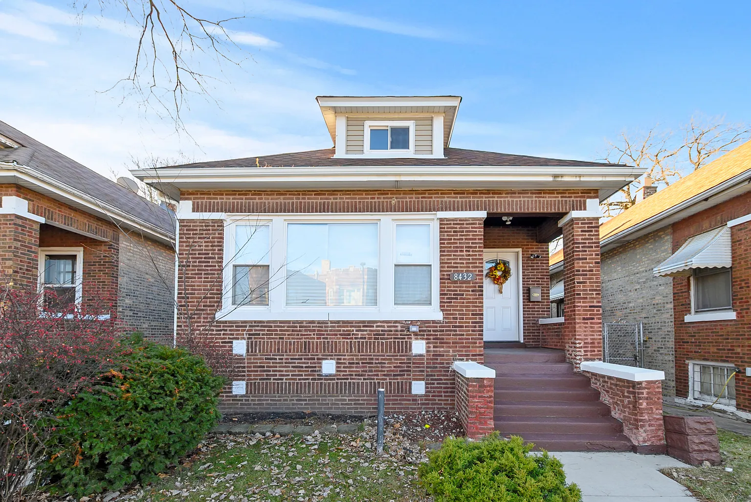 8432 S Green St photo 1