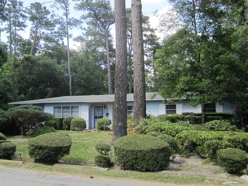 1st image of 4621 Water Oak Ln