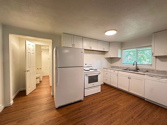 3rd image of 1818 W 8th Ave Unit 9