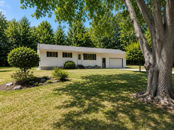 14983 Coleman Ave, Grand Haven, MI 49417