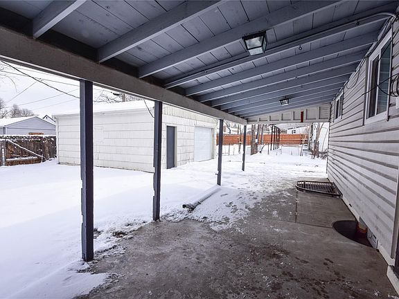 4th image of 1244 S Beach Ct