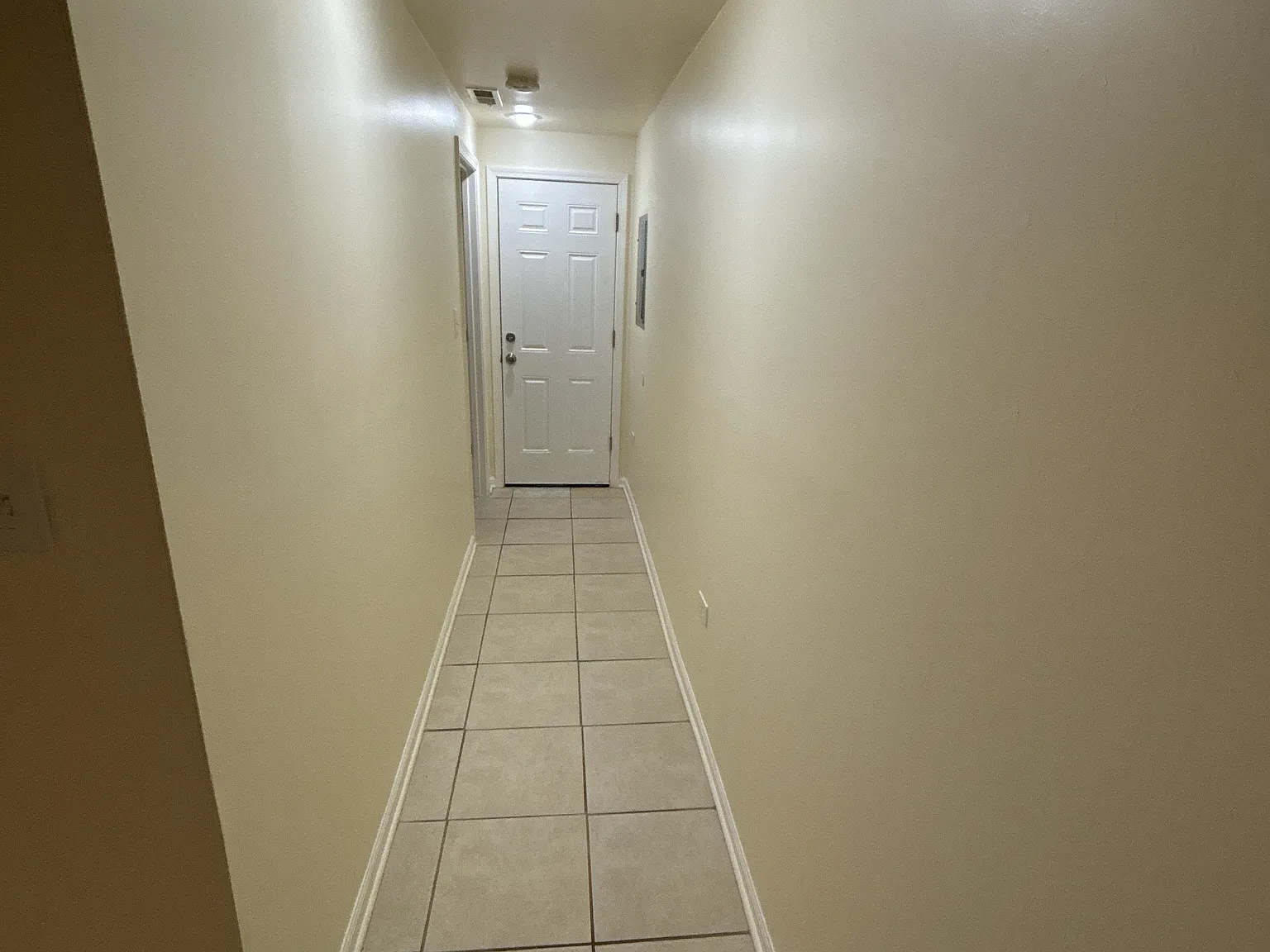 2 bed, 1000 sqft, $1,500 — Photo 4