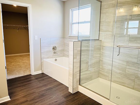 5th image of 5142 Sofia Cir