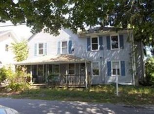 4 Cameron St, Buzzards Bay, MA 02532