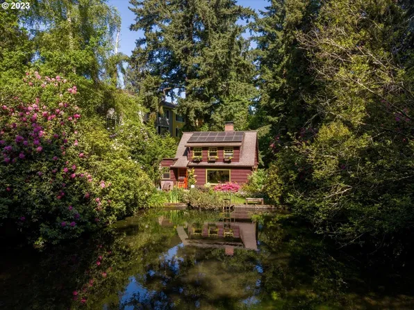 2715 SE Monroe St, Milwaukie, OR 97222