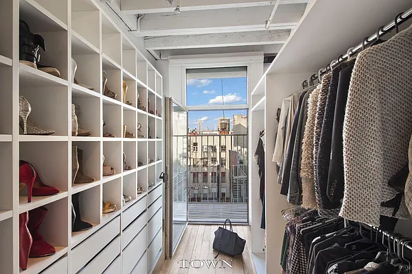 Sold by Town Residential | media 7