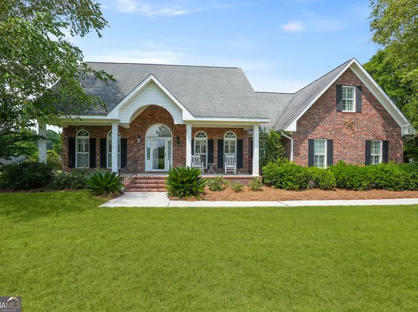 725 W Lane St, Brooklet, GA 30415
