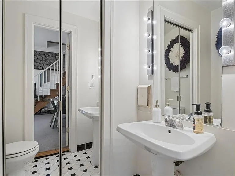 11 Polo Dr NE — Photo 12