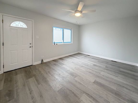 4th image of 11361 S Racine Ave