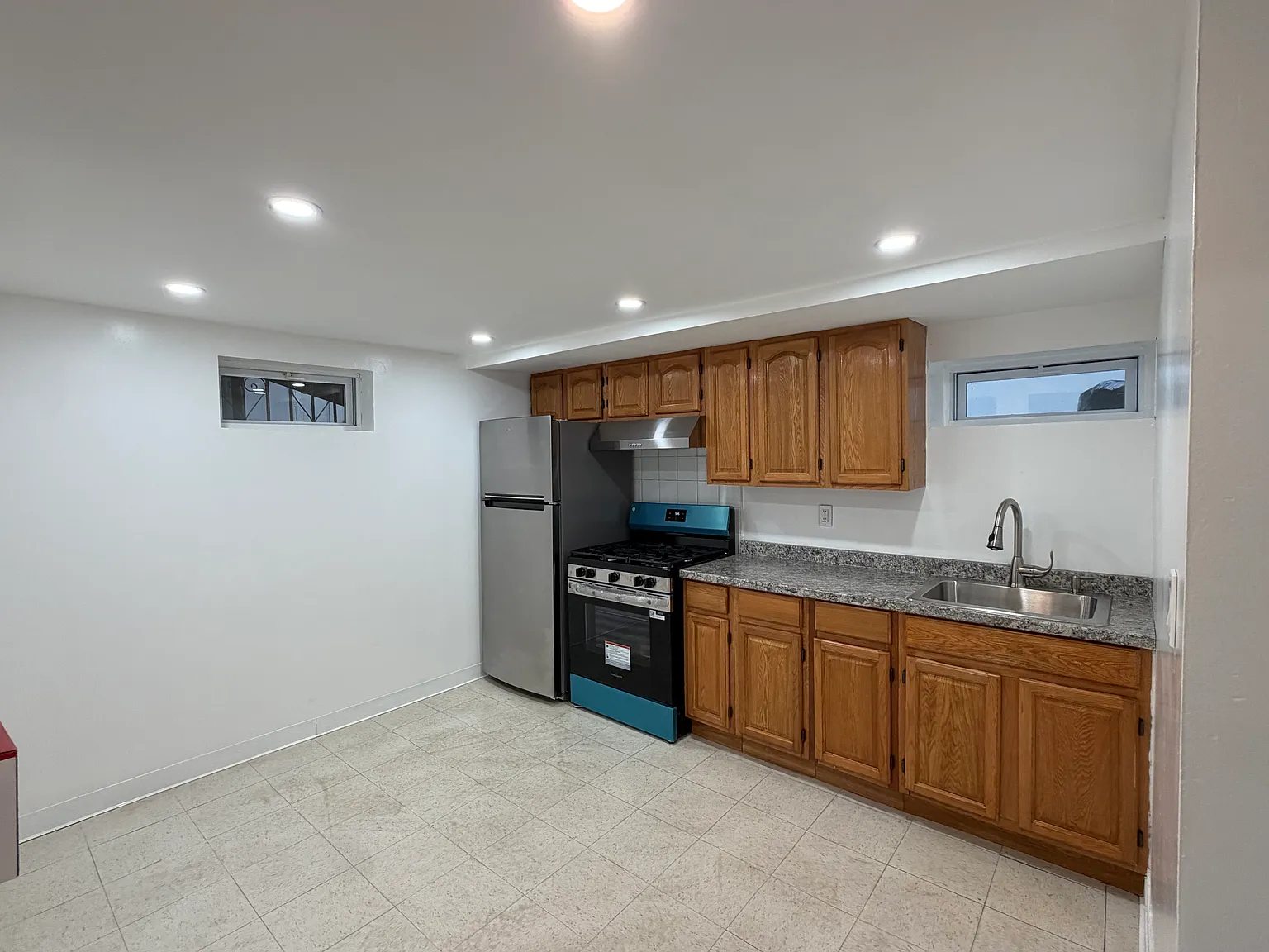 2 bed, $2,300 — Photo 3