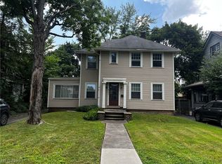 3136 Yorkshire Rd, Cleveland Heights, OH 44118