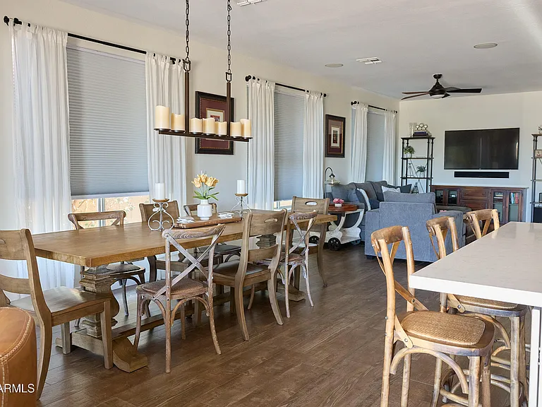 2447 W Memorial Dr — Photo 15