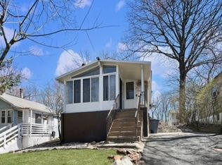35 Coolidge Trl, Hopatcong, NJ 07843
