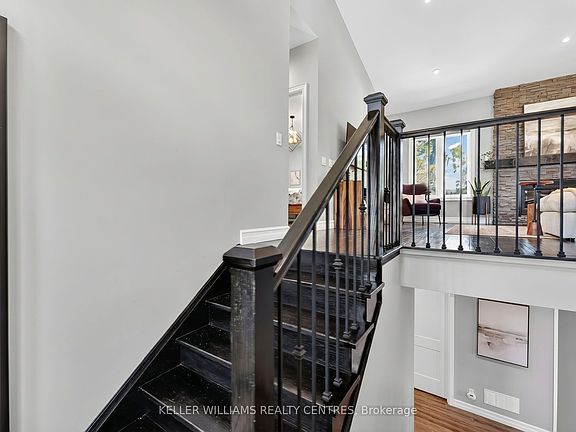 4th image of 50 Glenhuron Dr