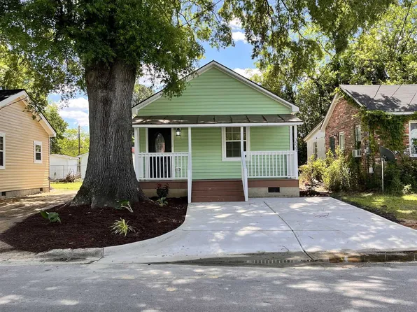 3537 S George St, Farmville, NC 27828