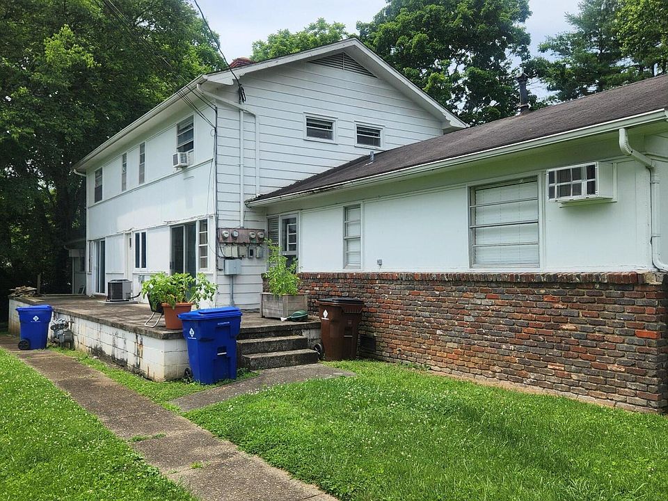 2nd image of 113-119 Tacoma Rd