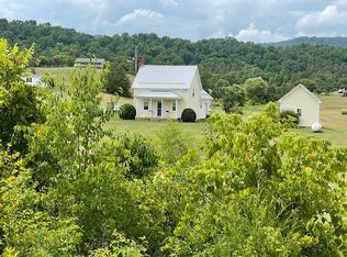 5556 Rolling Hills Dr, Kingsport, TN 37660