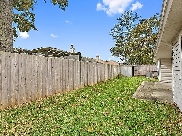 12288 Harbor Winds Dr N — Photo 22