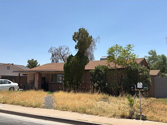 2nd image of 2235 E Juanita Ave
