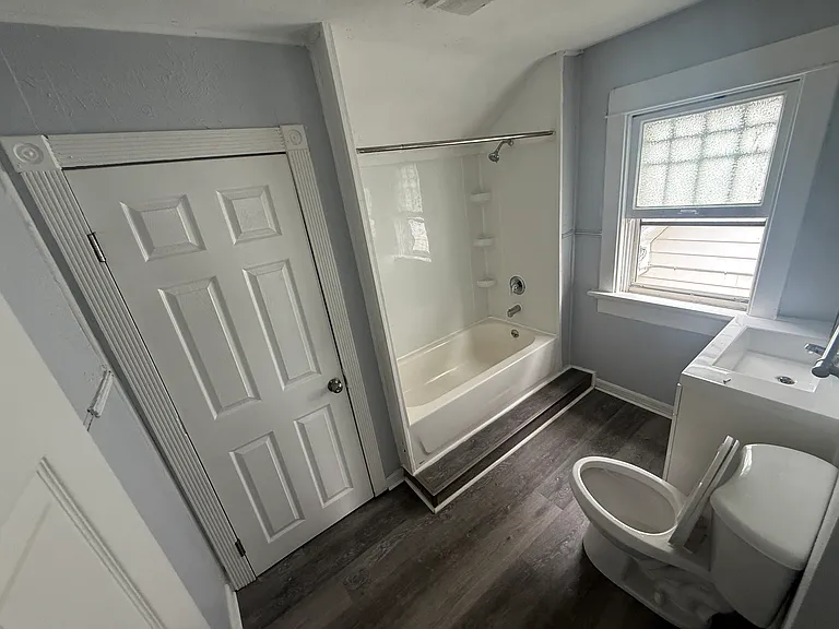 235 S Findlay St — Photo 14