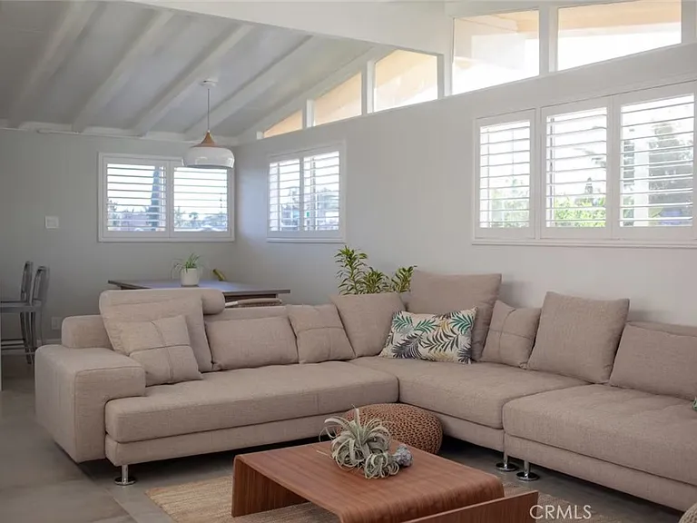 9582 Rosebay St — Photo 3