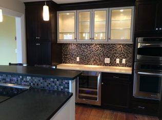 16 Dalton St, Newburyport, MA 01950