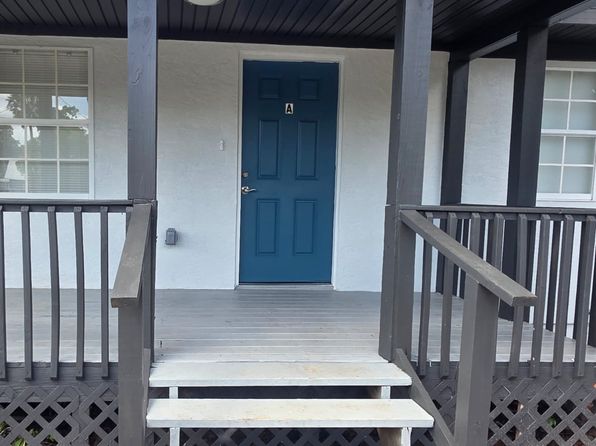 521 N Carpenter Ave, Orange City, FL