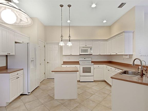 2nd image of 14302 Reserve Ct